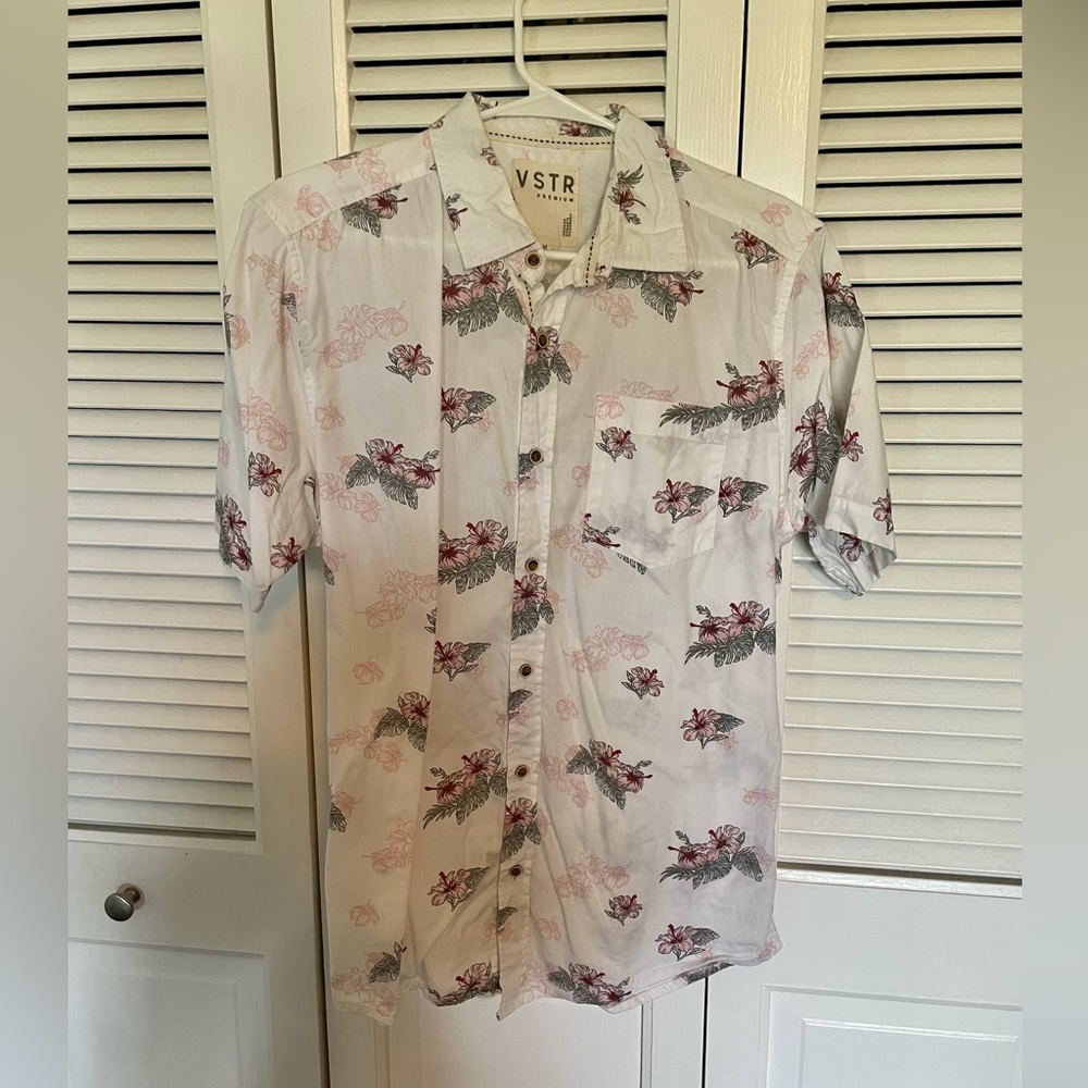 VSTR  Premium Short Sleeve ButtonUp Shirt